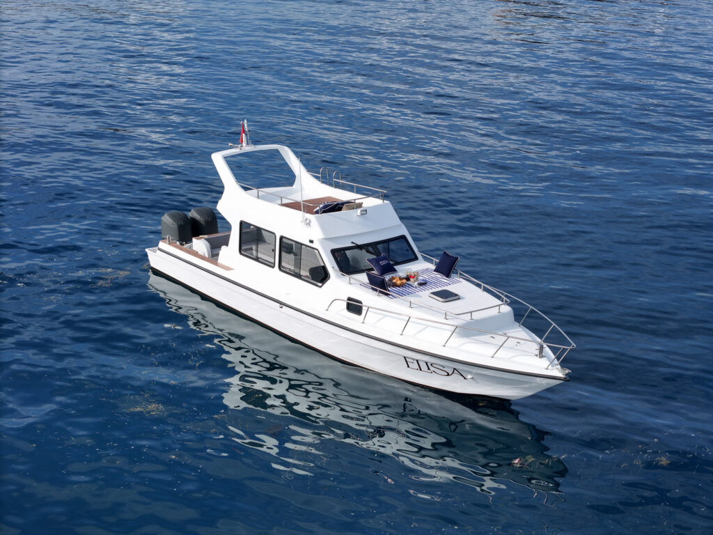 Elisa Speed boat-Private Speed Boat One Day Labuan Bajo