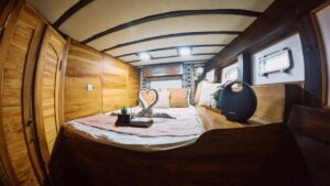 Private Cabin 06