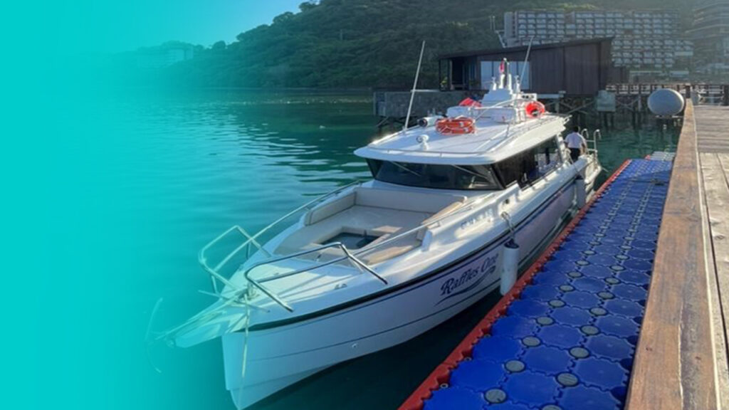 Raffles One Speed Boat